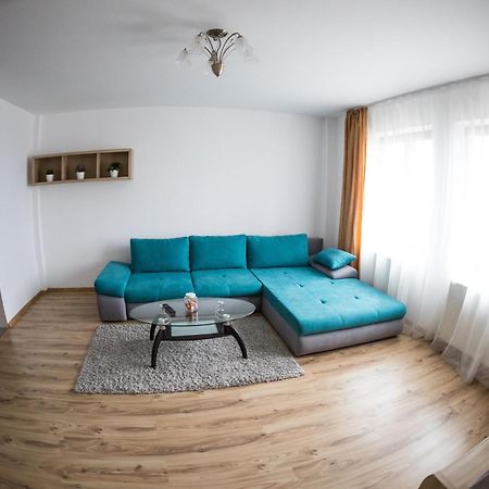 Travel Homzzz Apartments Тиргу-Муреш Екстер'єр фото